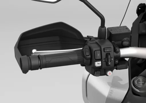 352657_22YM_HONDA_ADV350.jpg
