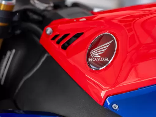 351905_22YM_HONDA_CBR1000RR-R_FIREBLADE_SP.jpg