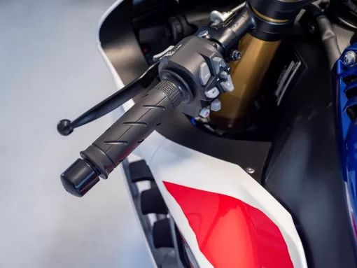352062_22YM_HONDA_CBR1000RR-R_FIREBLADE_SP_30TH_ANNIVERSARY.jpg