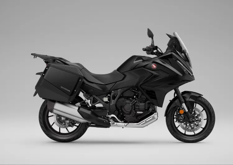 489867 25ym Honda Nt1100