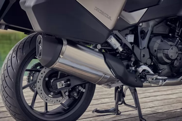 489945 25ym Honda Nt1100