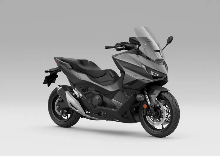 492985 25ym Honda Forza 750