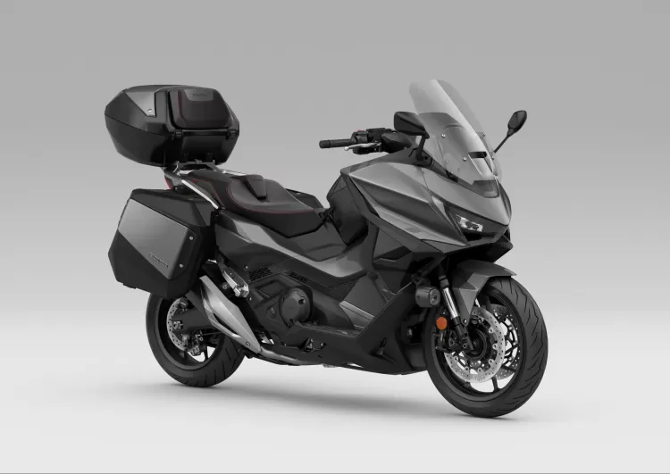 492983 25ym Honda Forza 750