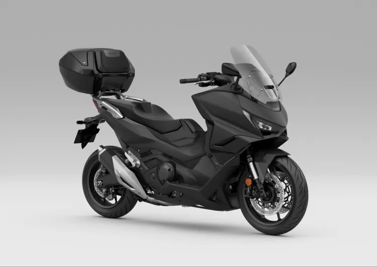 493002 25ym Honda Forza 750
