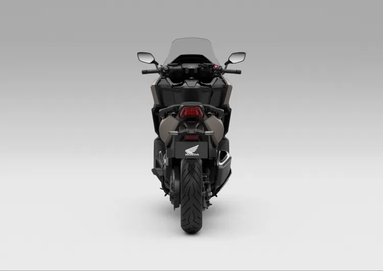 493023 25ym Honda Forza 750