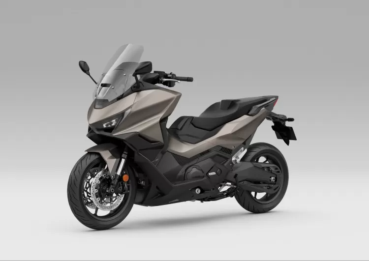 493021 25ym Honda Forza 750