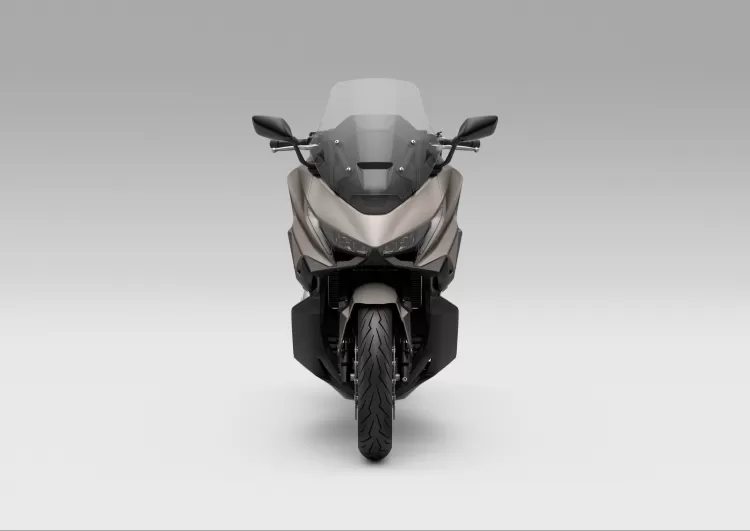 493015 25ym Honda Forza 750