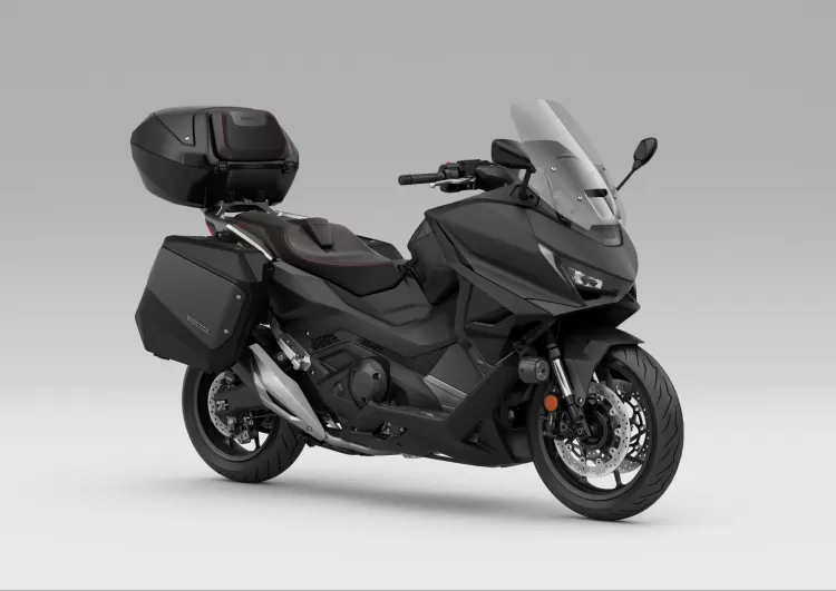 492996 25ym Honda Forza 750