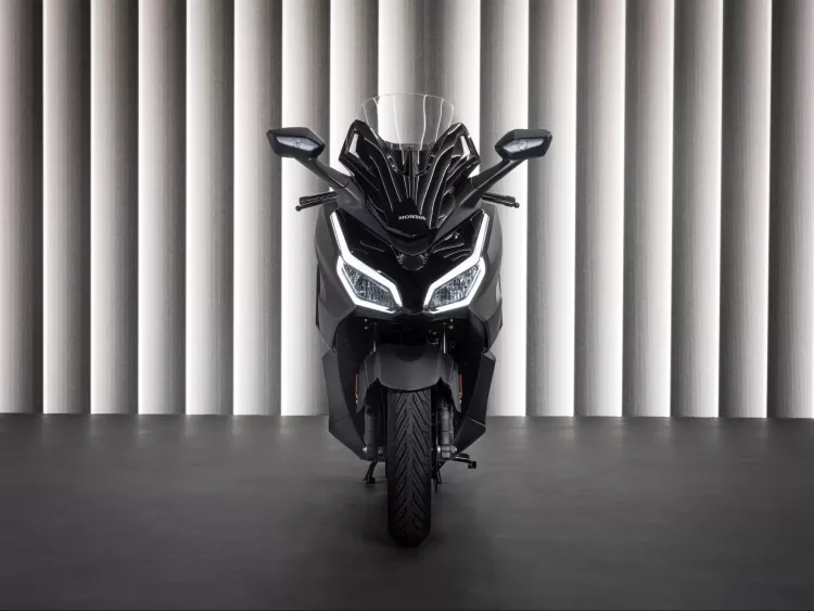 493150 25ym Honda Forza 125