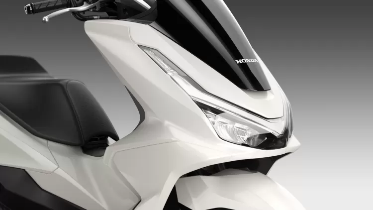 504642 25ym Honda Pcx125