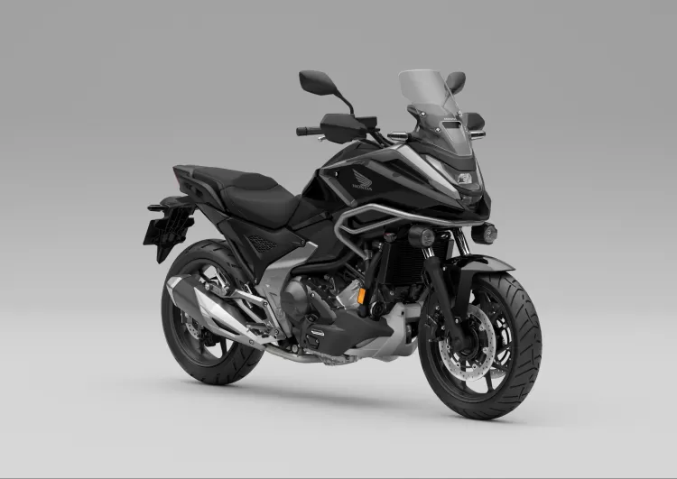 504295 25ym Honda Nc750x