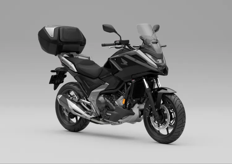 504306 25ym Honda Nc750x