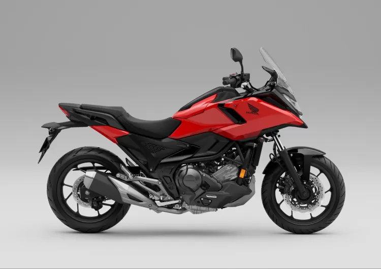 504377 25ym Honda Nc750x