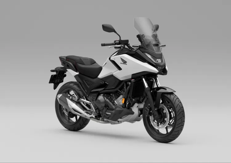 504392 25ym Honda Nc750x