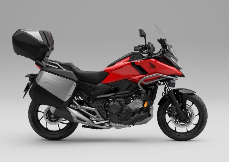 504388 25ym Honda Nc750x