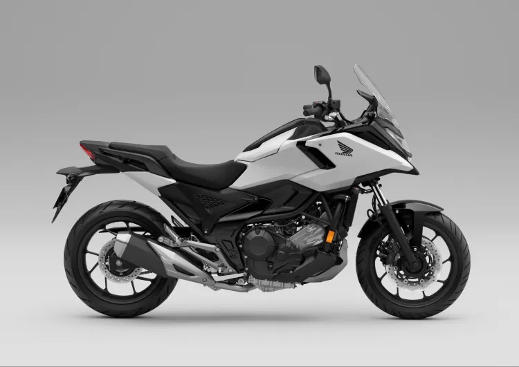 504404 25ym Honda Nc750x