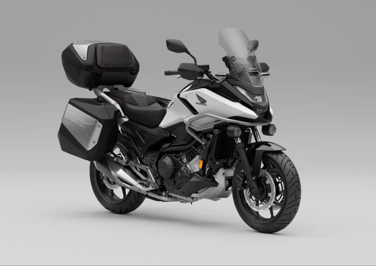 504405 25ym Honda Nc750x