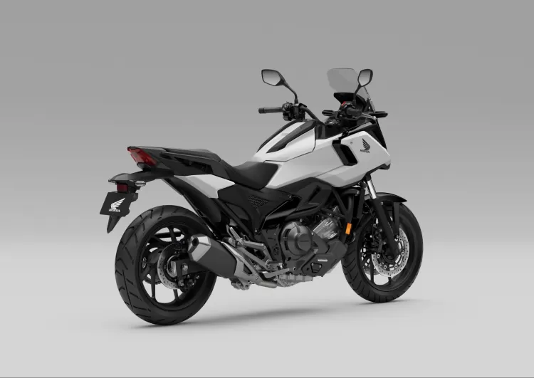 504396 25ym Honda Nc750x