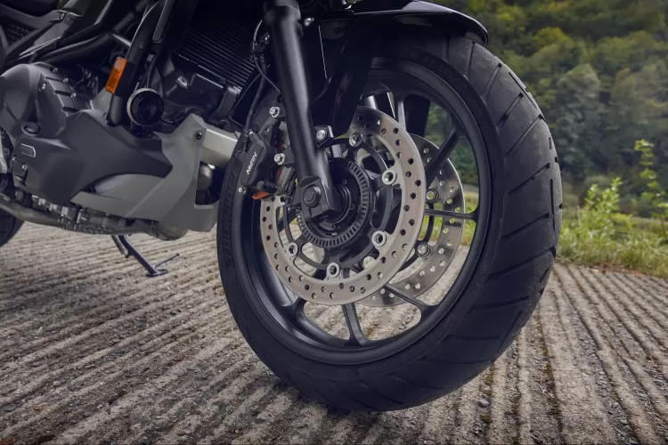 504440 25ym Honda Nc750x