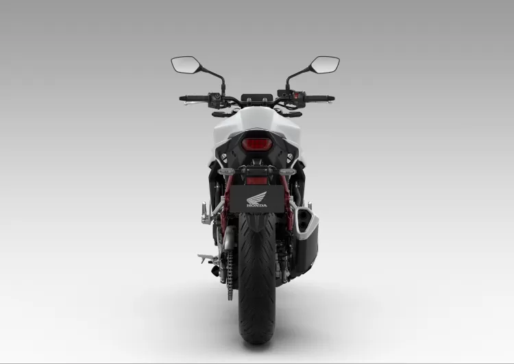 505097 25ym Honda Cb750 Hornet