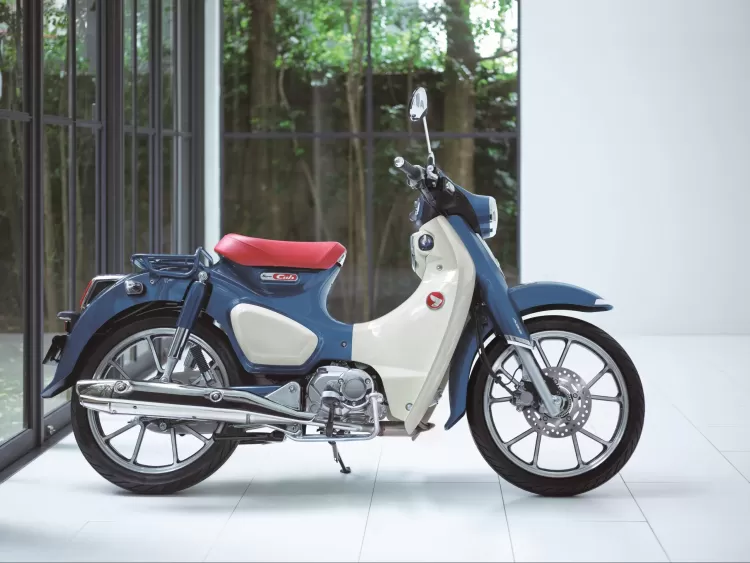 525873 25ym Honda Super Cub C125