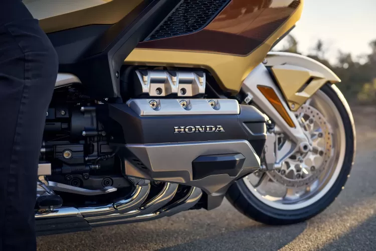 527228 25ym Honda Gl1800 Gold Wing Tour