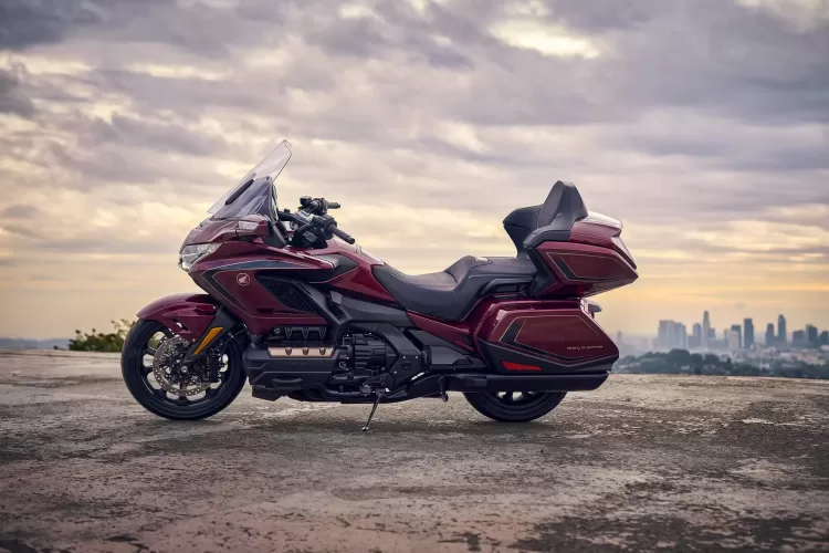 527256 25ym Honda Gl1800 Gold Wing Tour
