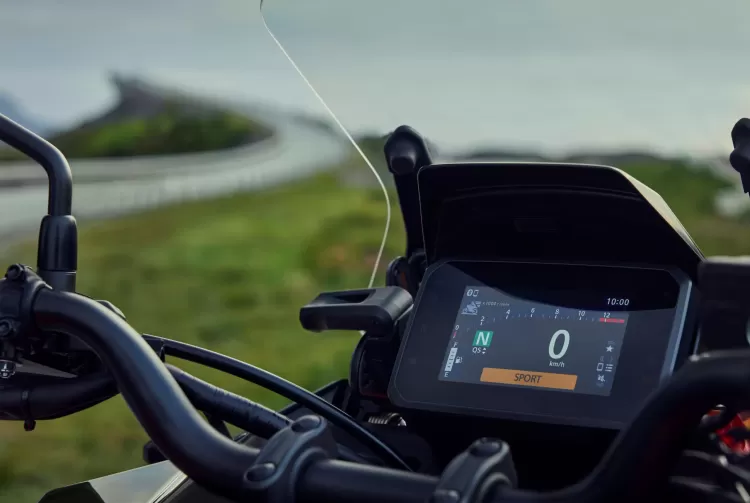 555762 26ym Honda Cb1000gt