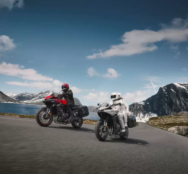 555789 26ym Honda Cb1000gt