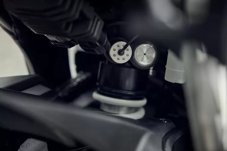 555732 26ym Honda Cb1000gt