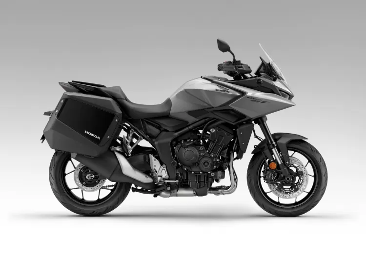 555799 26ym Honda Cb1000gt