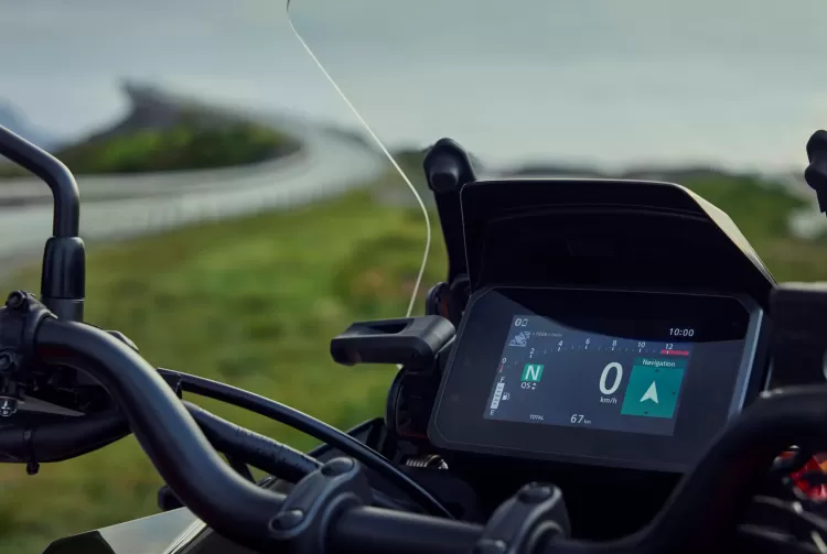 555736 26ym Honda Cb1000gt