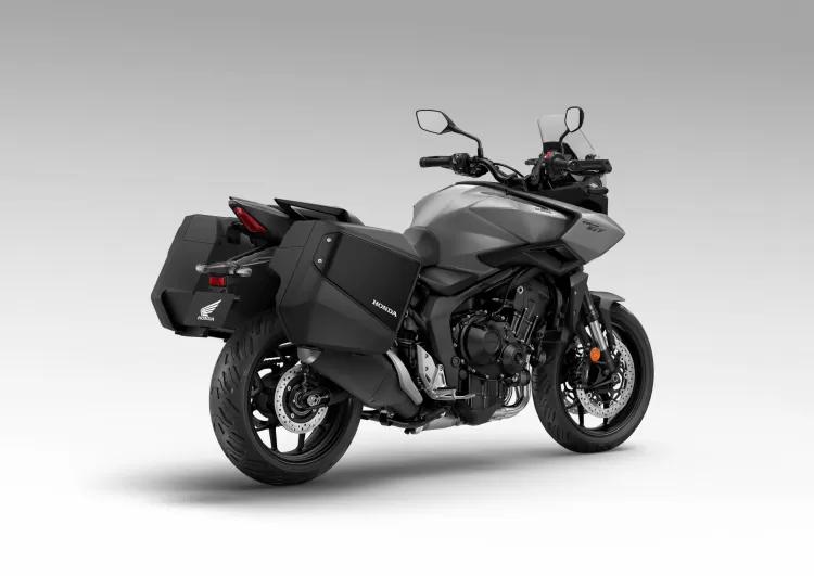 555800 26ym Honda Cb1000gt