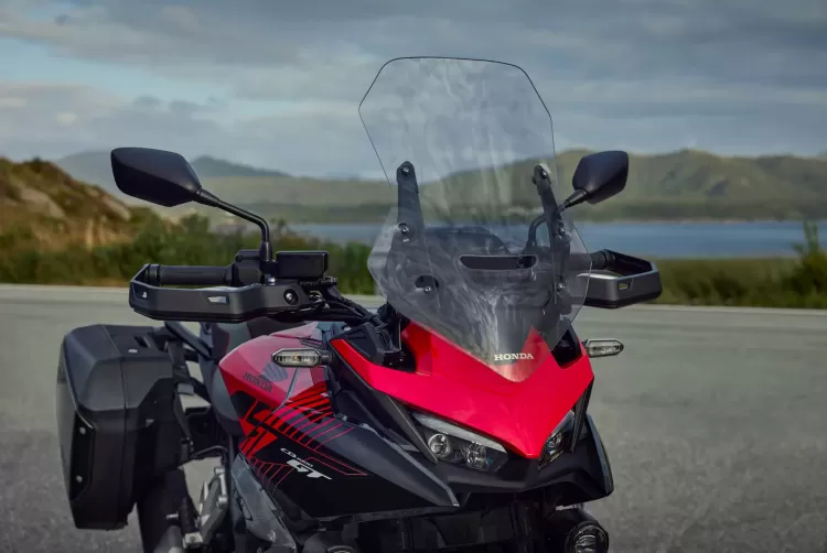 555747 26ym Honda Cb1000gt