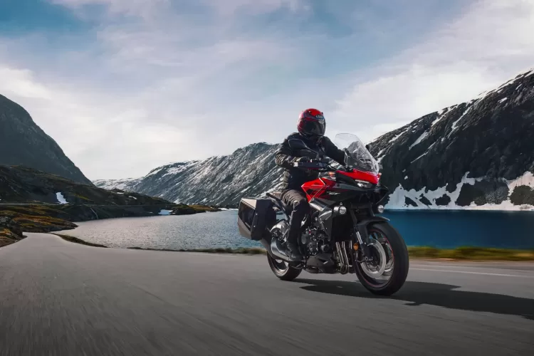 555748 26ym Honda Cb1000gt