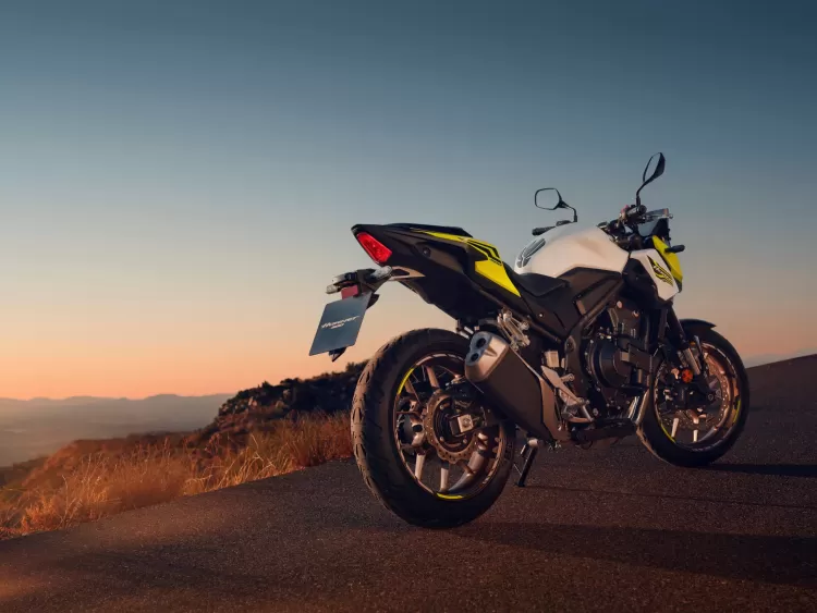 556126 26ym Honda Cb500 Hornet