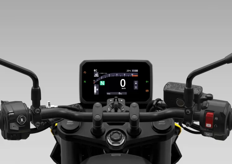 555939 26ym Honda Cb750 Hornet