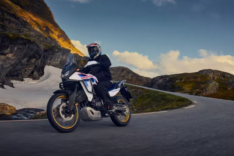 555885 26ym Honda Xl750 Transalp