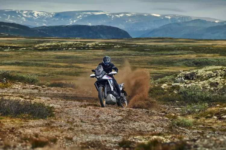 555891 26ym Honda Xl750 Transalp