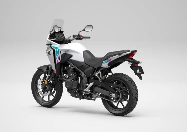 555989 26ym Honda Nx500