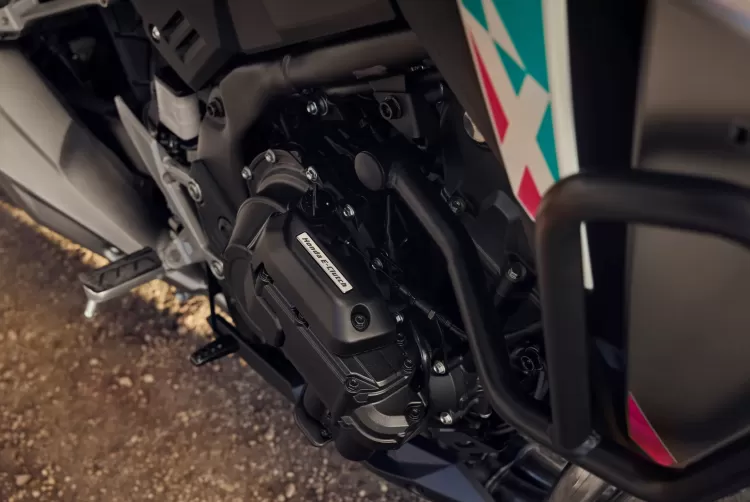 556024 26ym Honda Nx500