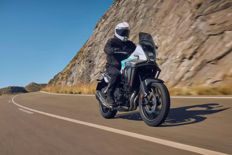 556018 26ym Honda Nx500