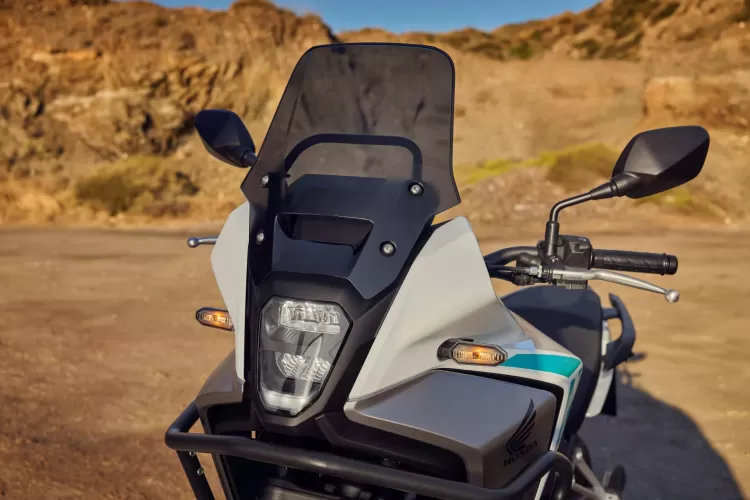 556025 26ym Honda Nx500