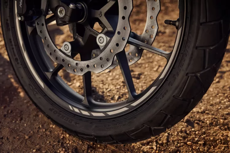 556027 26ym Honda Nx500