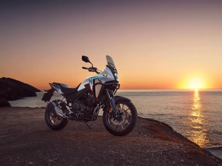 556032 26ym Honda Nx500