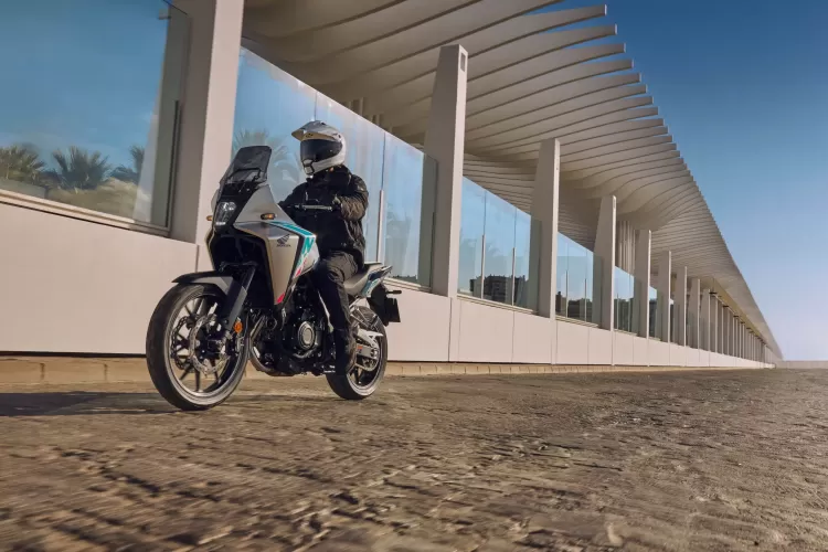 556022 26ym Honda Nx500