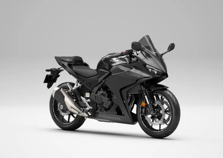 556053 26ym Honda Cbr500r