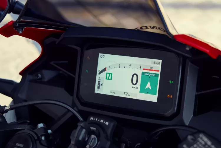 556072 26ym Honda Cbr500r