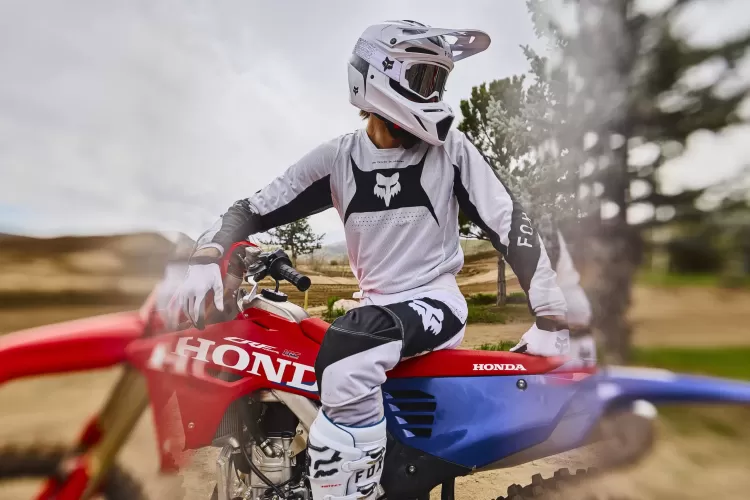 575849 27ym Honda Crf450r