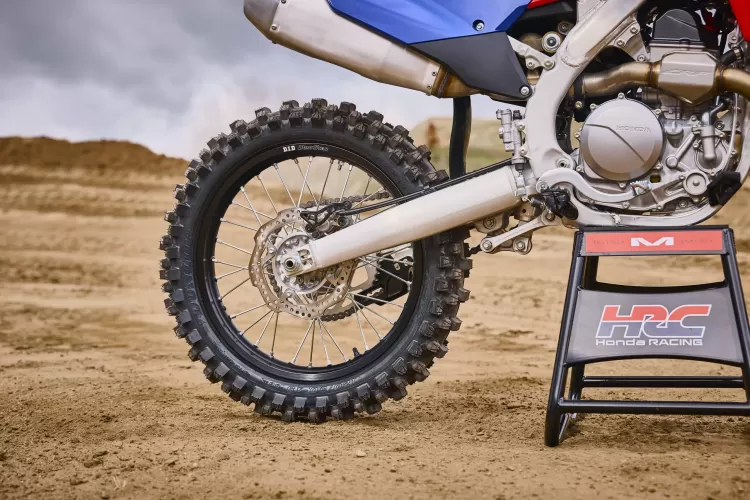 576149 27ym Honda Crf450r